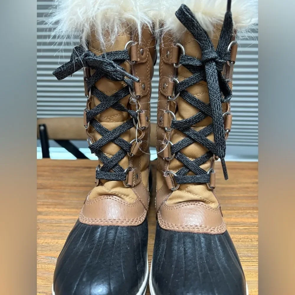 NWOT Sorel Black and Tan Brown Kids Boots with Faux Fur